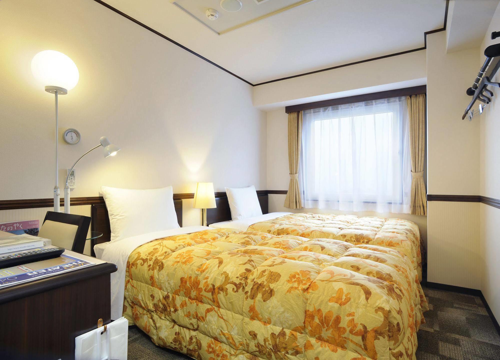 Toyoko Inn Oita Nakatsu Ekimae Zewnętrze zdjęcie